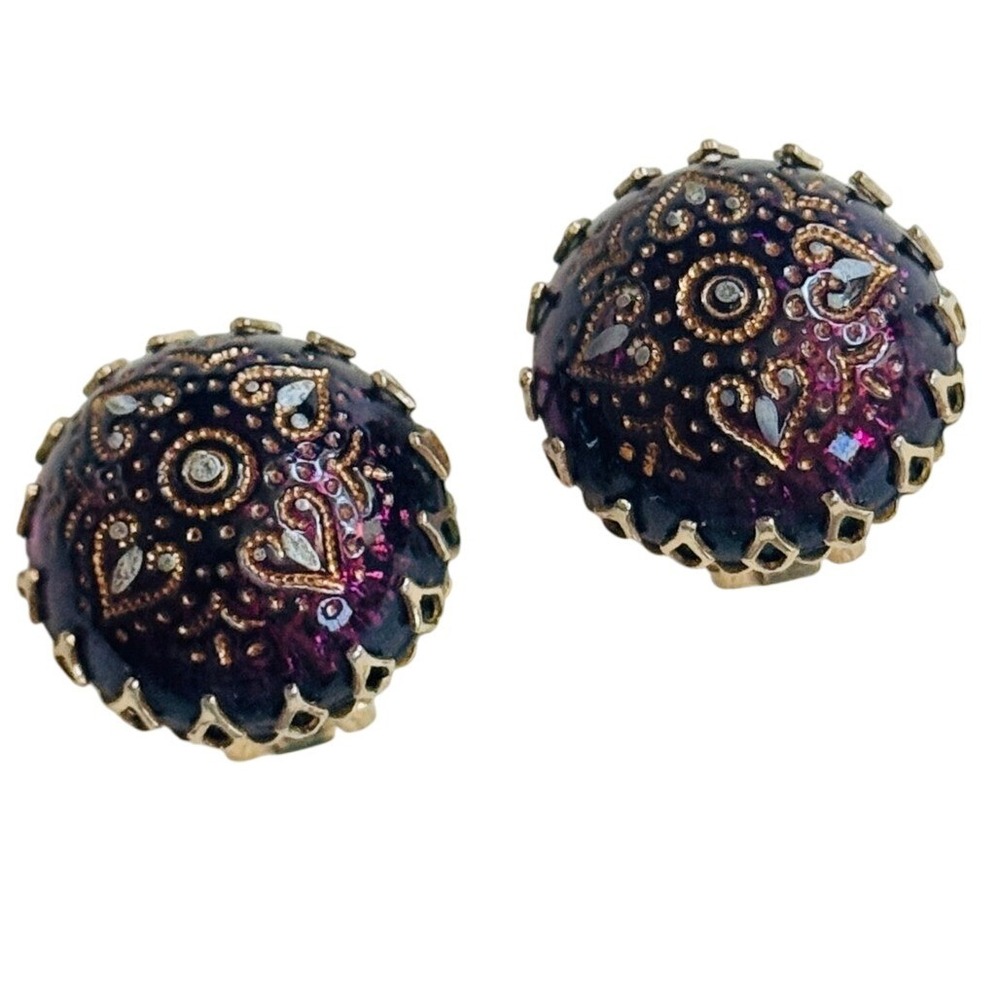 VTG Victorian Czech Glass cabochon button Earrings gold purple carved Clip round